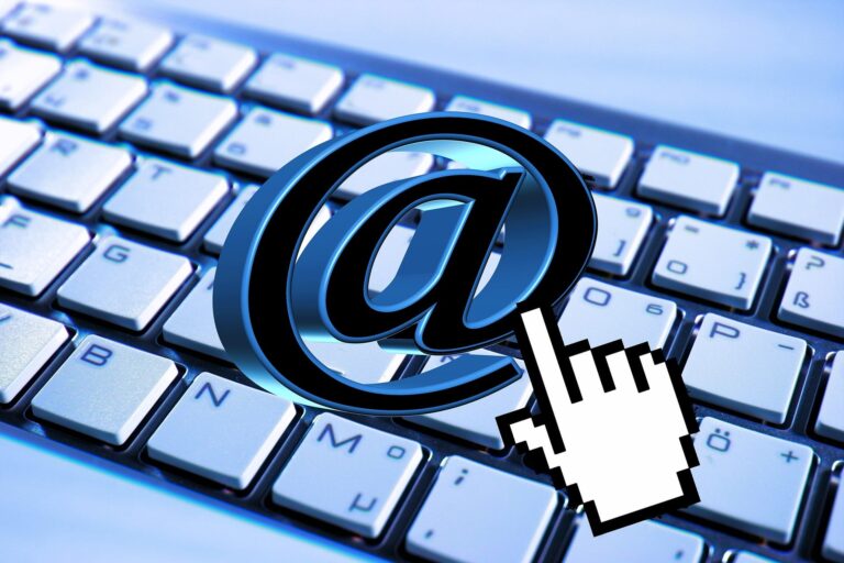 El tesoro oculto de tu matrícula: Todos los descuentos que consigues gratis con tu correo de estudiante